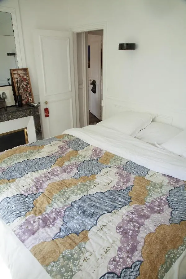 アパート パリTrendy And Chic In The Heart Of Saint-Germain Des Presアパートメント
